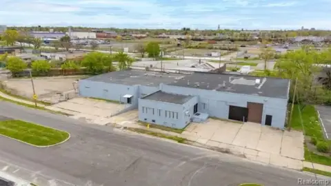 Detroit Industrial/Commercial Opportunity For Sale