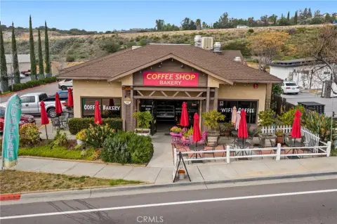 Alpine Bakery and Coffee Shop