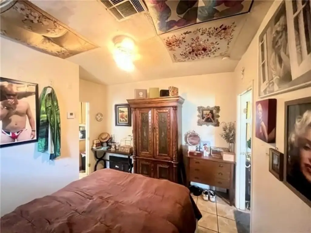 Picture 10