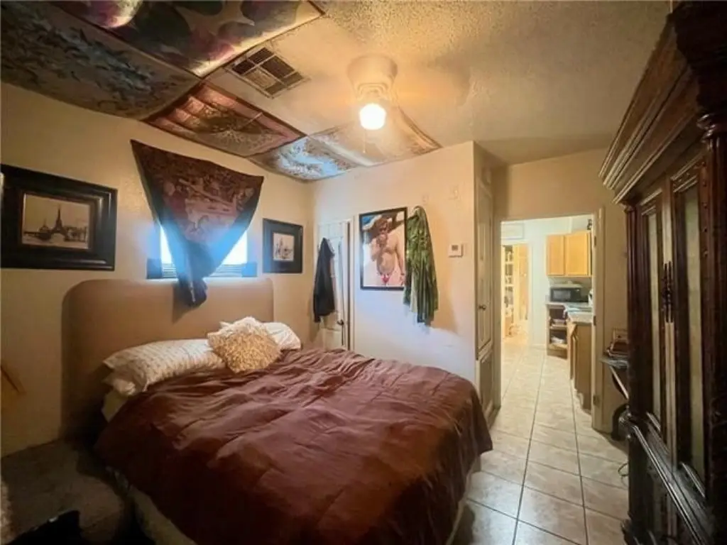 Picture 9