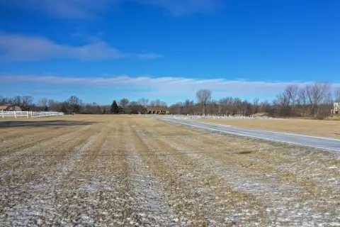 De Pere Commercial Land Available