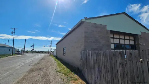 Highway Corner Flex Retail/Shop