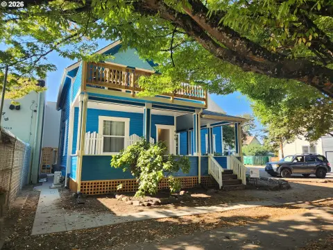 Furnished Quadplex with Short-Term Rental Use