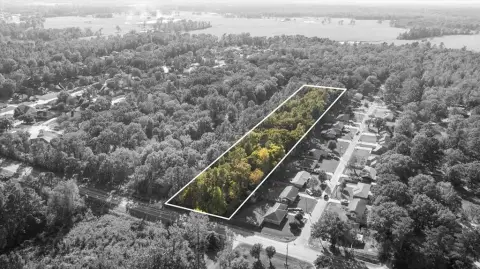 Residential Land in Hudson