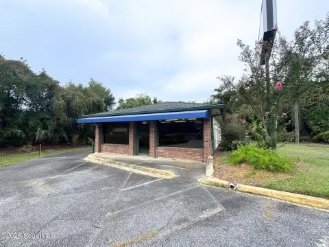 Freestanding Office Building