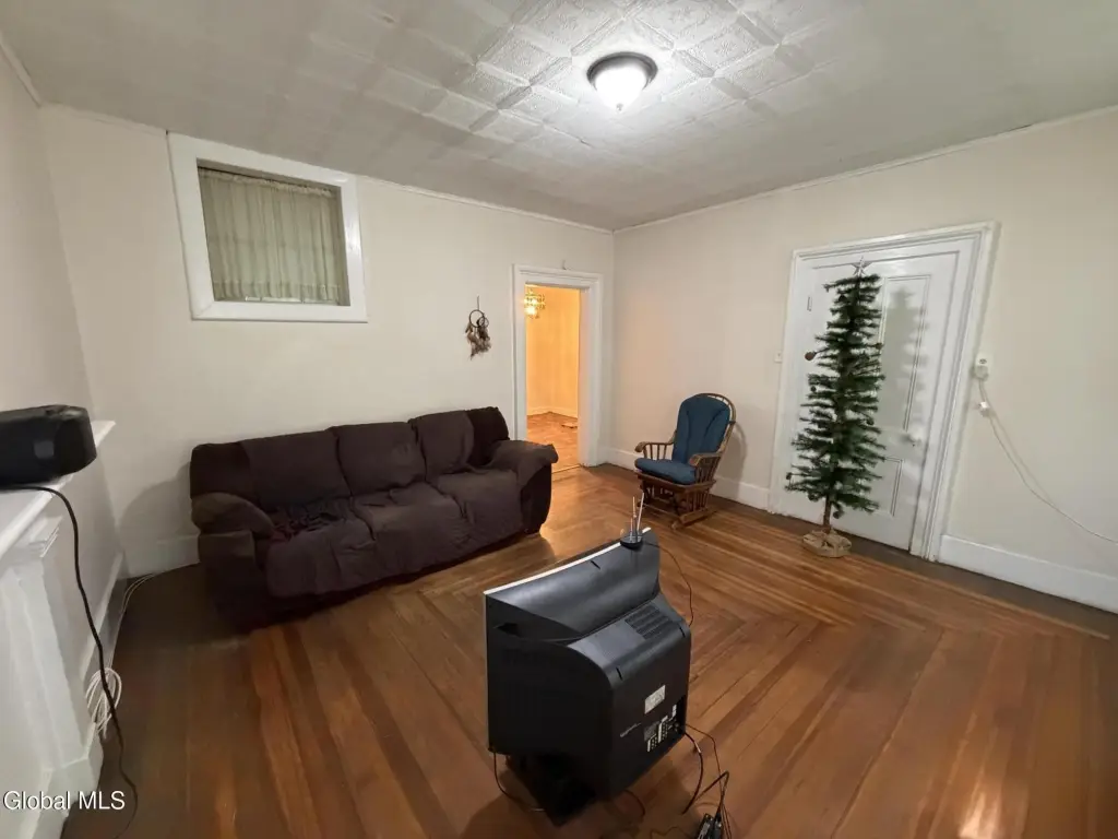 Picture 23