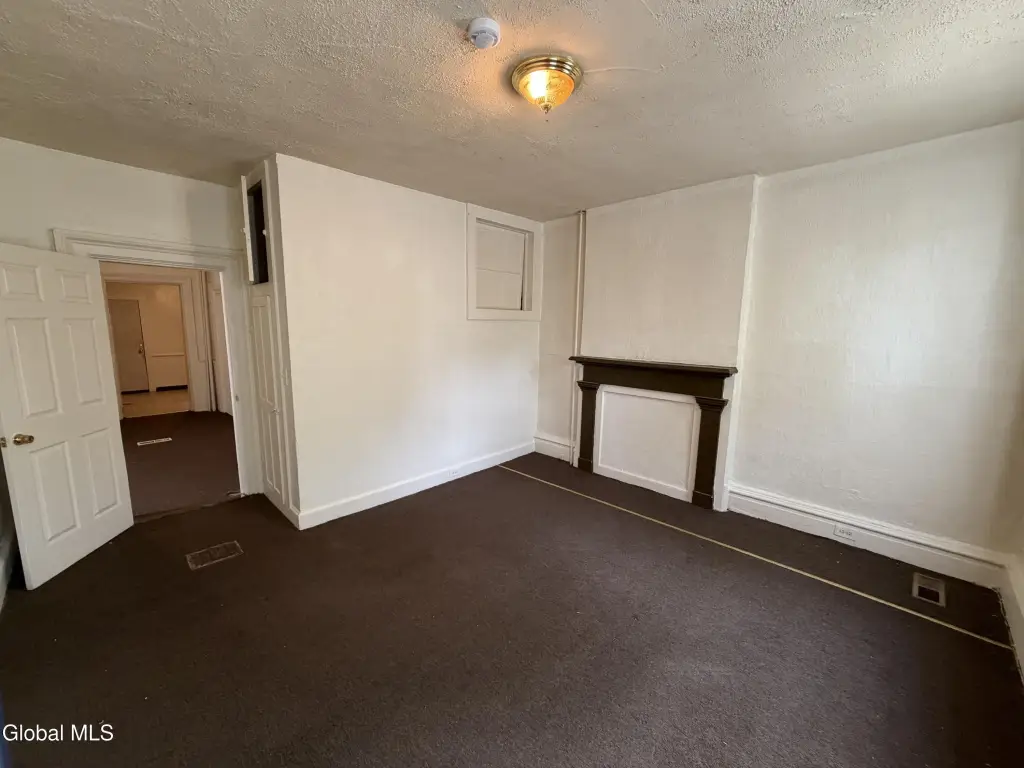 Picture 30