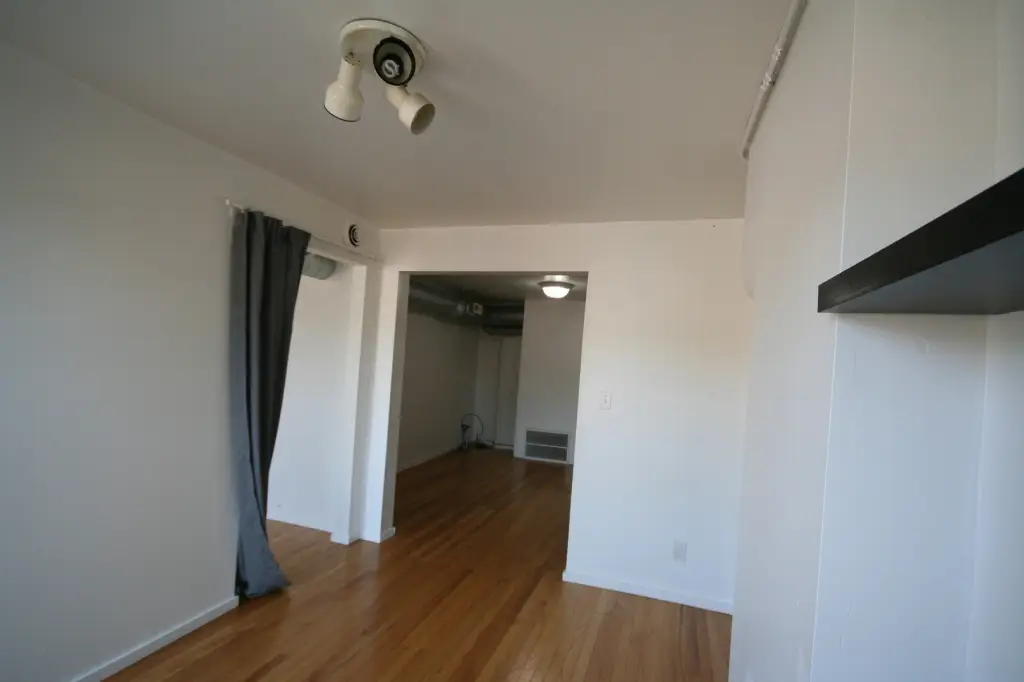 Picture 7