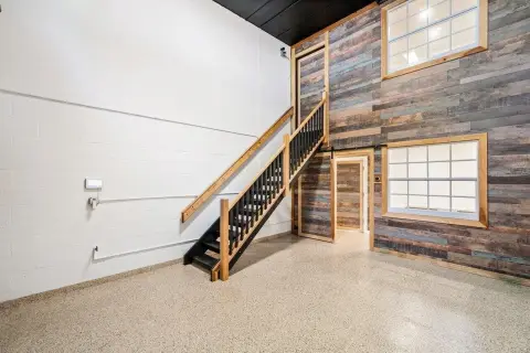 Pompano Beach Warehouse with Offices