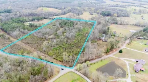 Saltillo Land in Prime Location