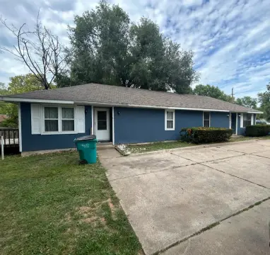 Springfield Duplex with Storage Sheds