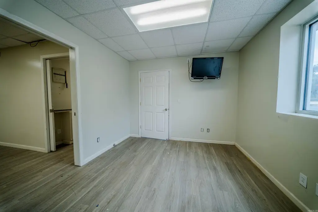 Picture 16