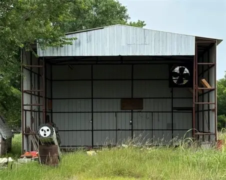 7.5 Acres Ready for Building