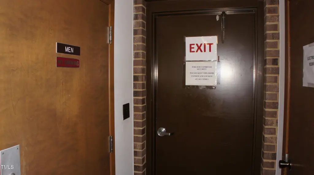 Picture 25