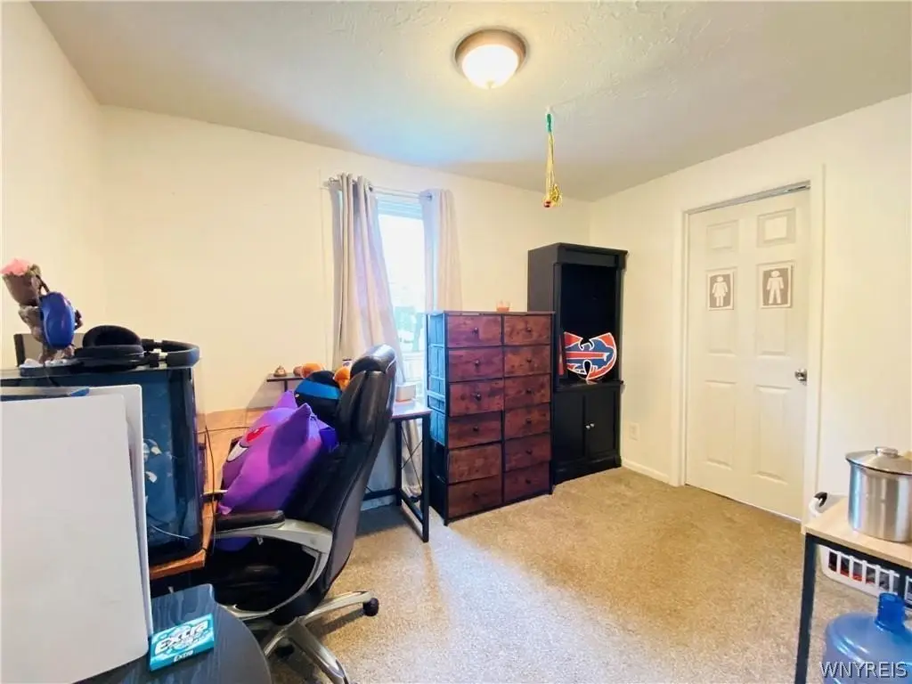 Picture 18