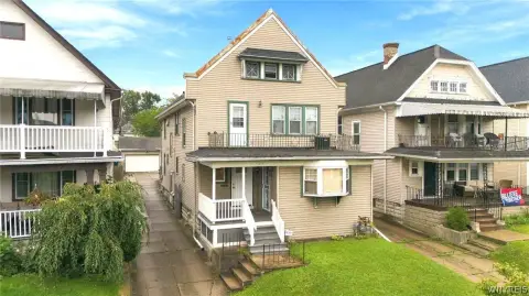 Renovated Duplex with Garage
