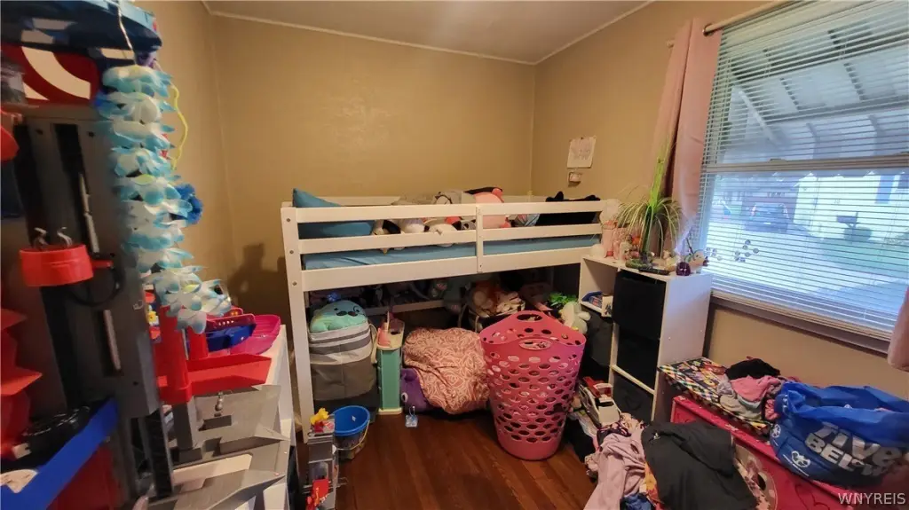 Picture 16