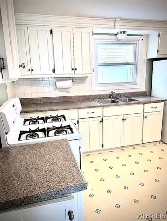 Picture 9