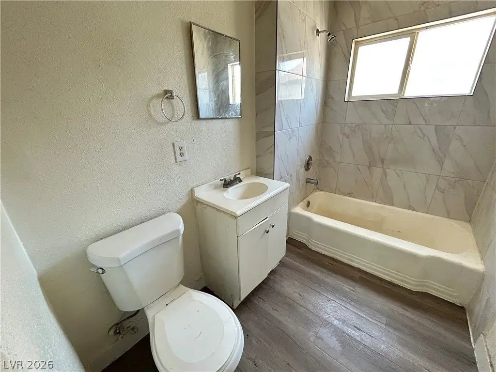 Picture 11