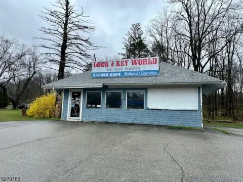 Commercial Land in Andover Township