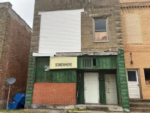 Commercial Building in McMechen, WV