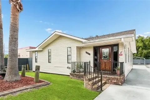 Flex Warehouse with Office & Yard