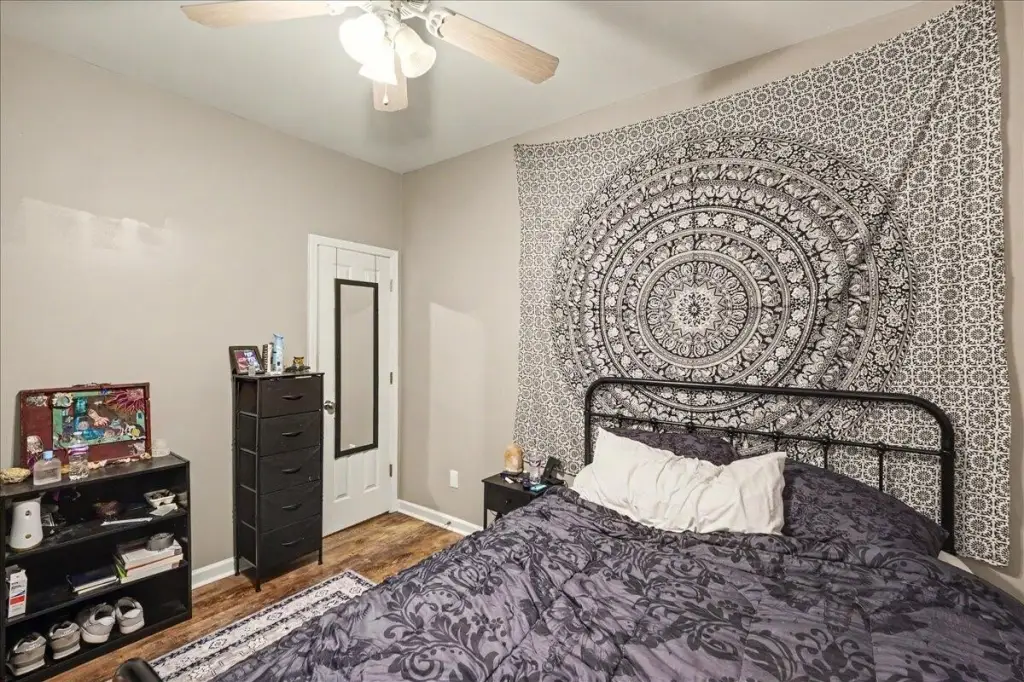 Picture 12