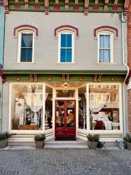 Mixed-Use Building Investment Opportunity