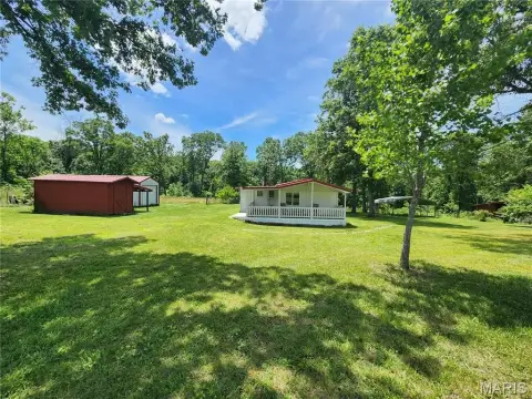 Richland Farm with Cottage and Acreage