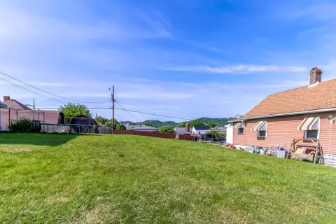 Residential Lot in Moundsville, WV