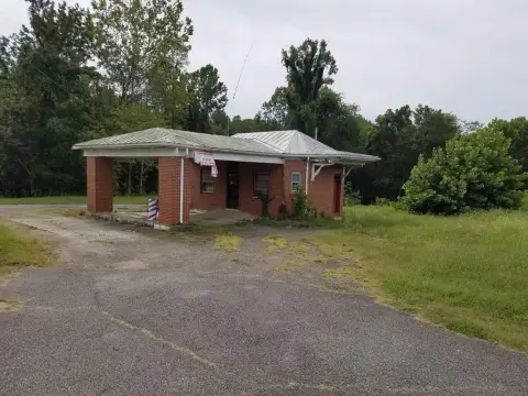 Ridgeway Land on Morehead Avenue