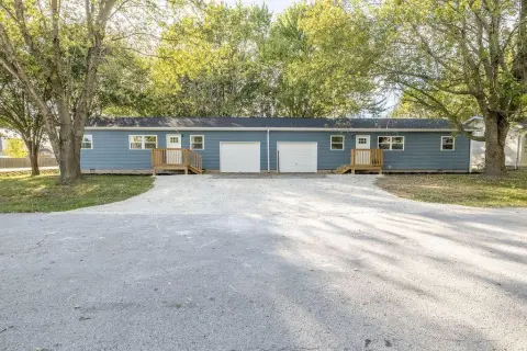 Renovated Duplex in Strafford, MO