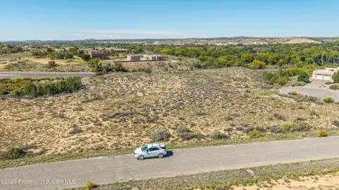 Commercial Land