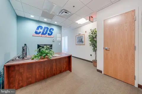 Falls Church Office Suite