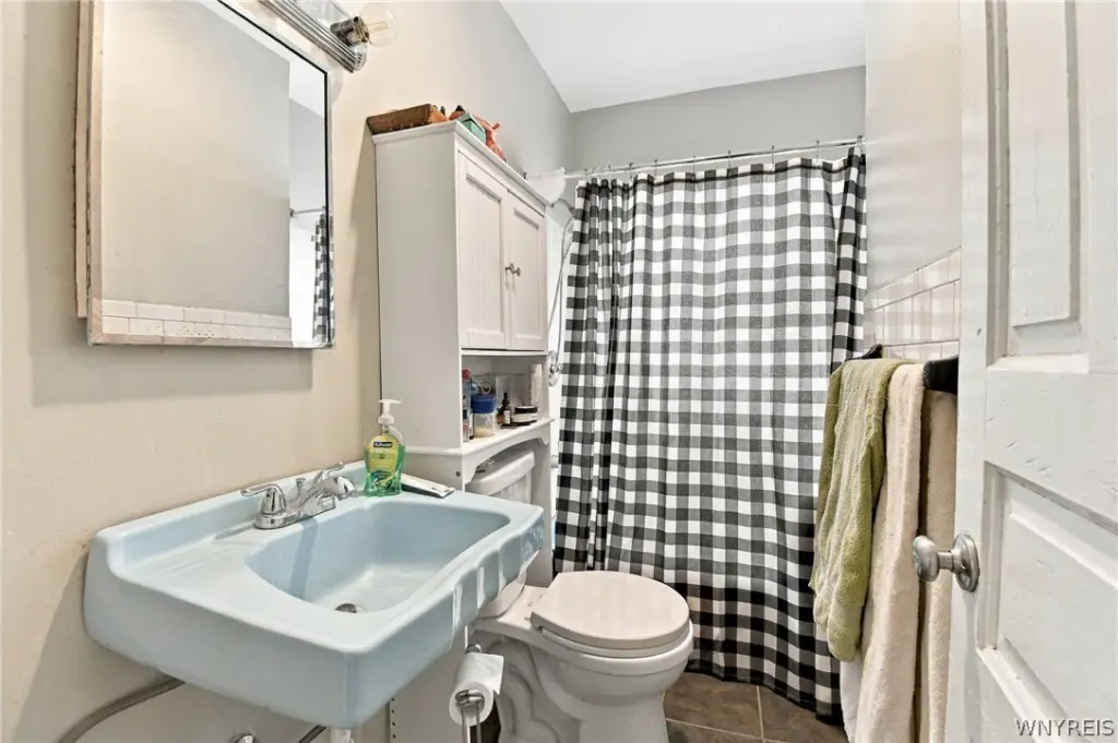 Picture 9