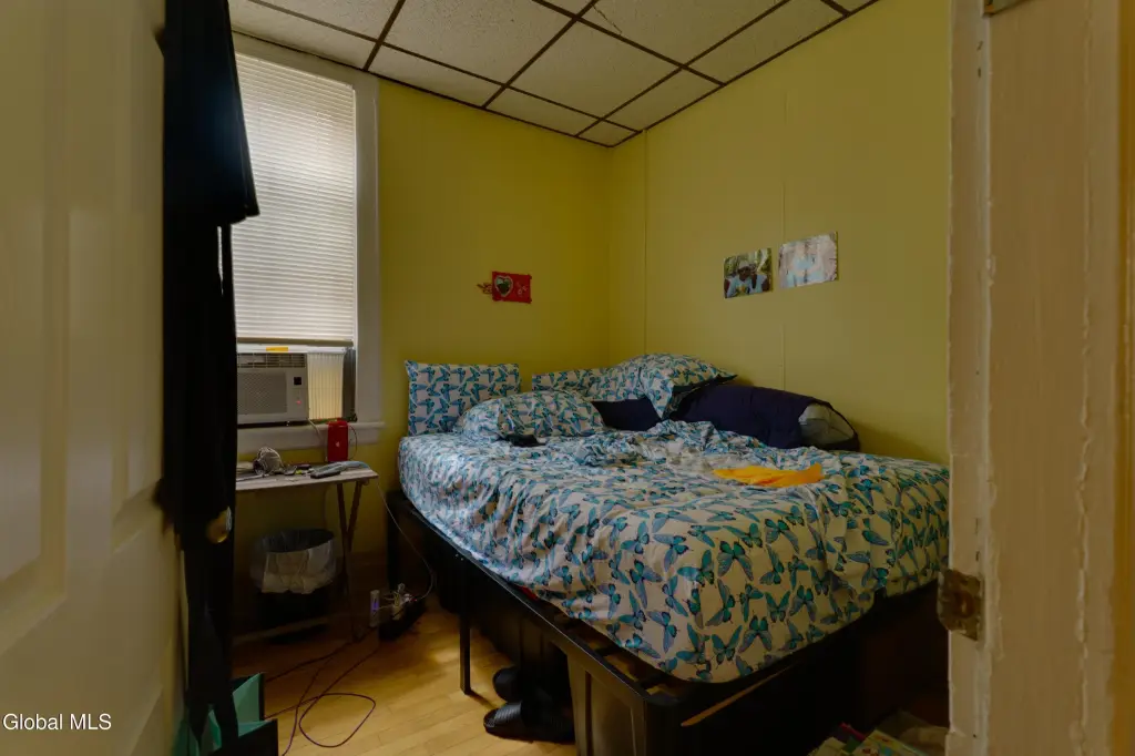 Picture 9