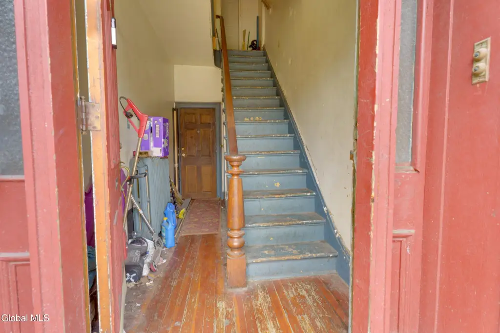 Picture 30
