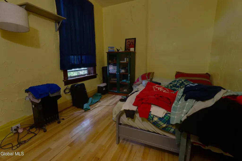 Picture 24