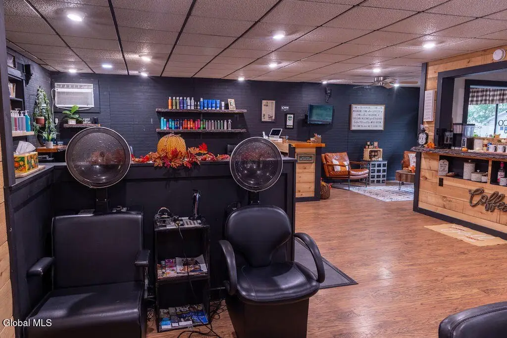 Picture 9