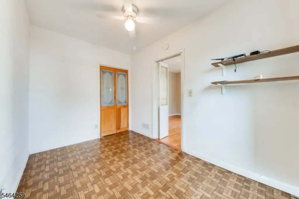 Picture 8
