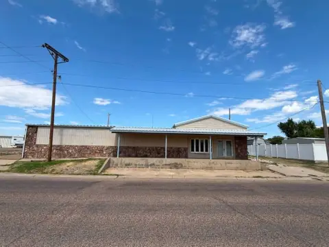 Flexible Office-Warehouse Property