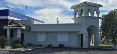 Remodeled Retail Space with Visibility