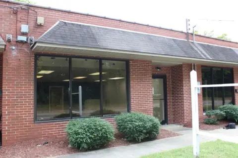 Commercial/Industrial Building For Sale