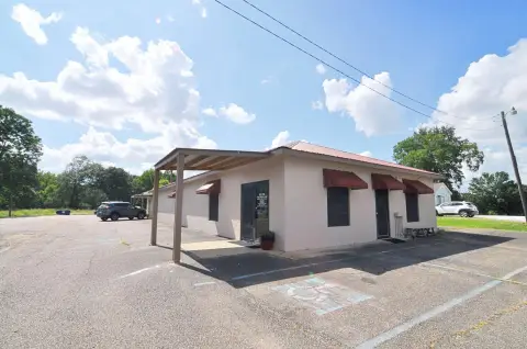 Saltillo Commercial Property For Sale