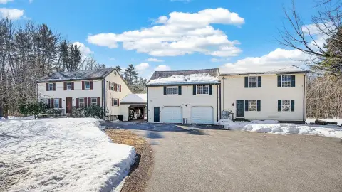 Versatile Colonial and Saltbox Property