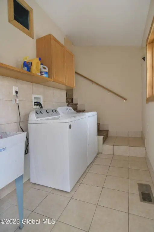 Picture 30