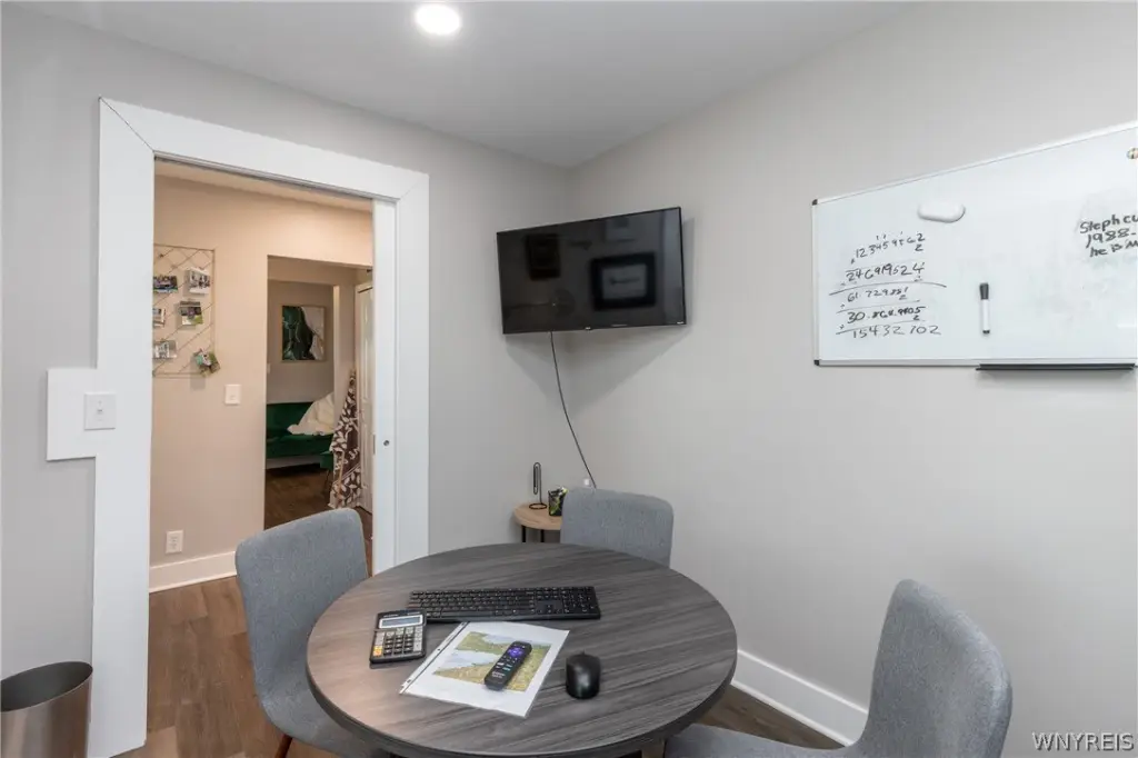 Picture 30