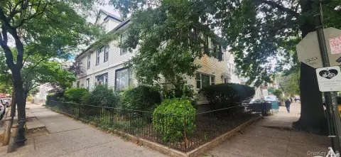 4-Unit Colonial Quadplex