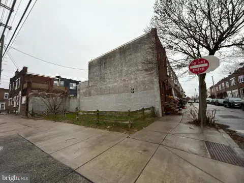 Prime Corner Lot in Philadelphia