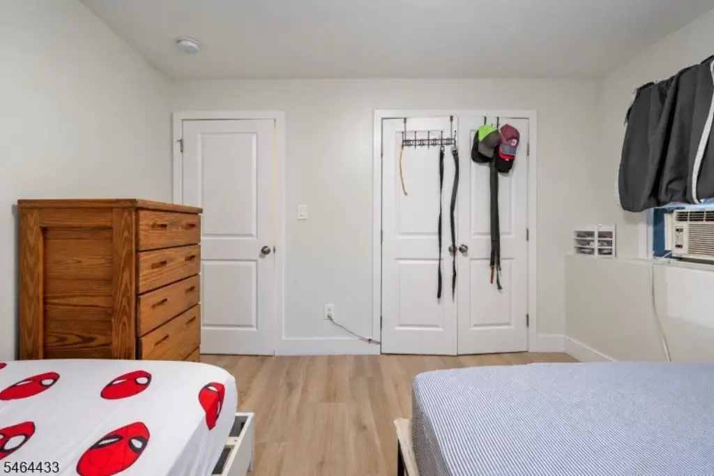 Picture 6